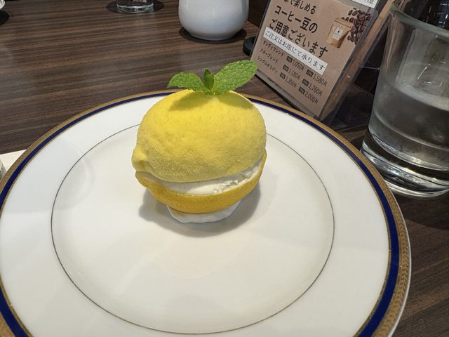 เค้กเลมอน Maruzen